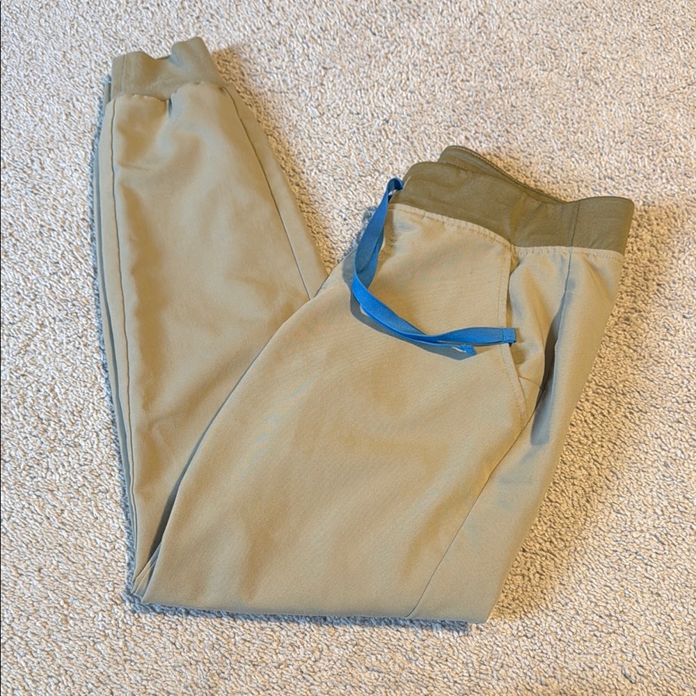 FIGS Zamora joggers